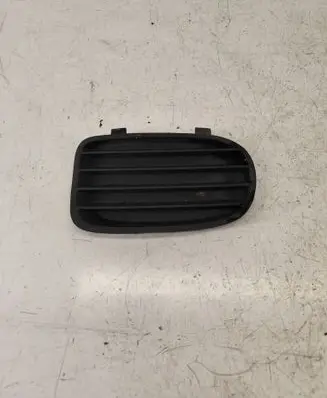 Opel Vectra B Front bumper lower grill 90586626 2536308