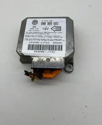 Volkswagen Golf III Airbag control unit/module 6N0909603