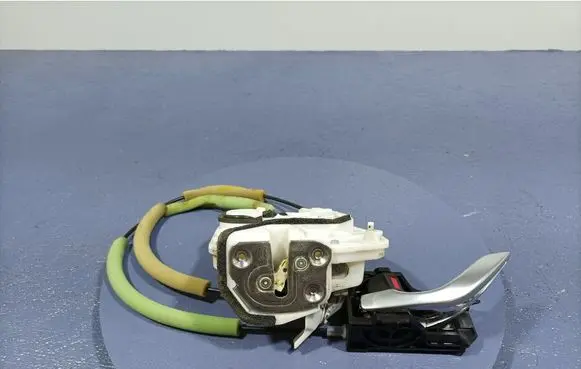Mazda 6 Rear door lock G04G10L2