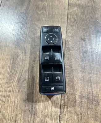 Mercedes-Benz C W204 Electric window control switch A2128208210 10007571