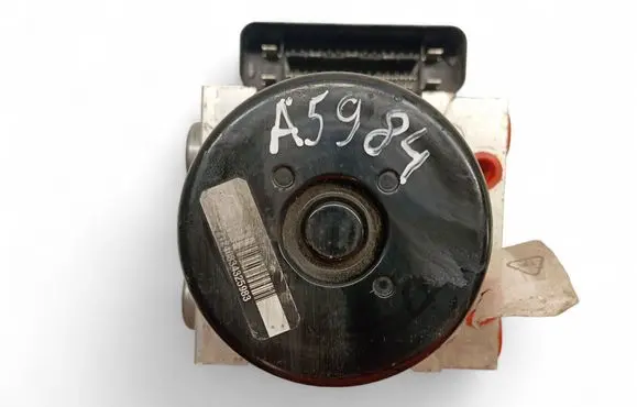 Volvo V70 ABS Pump 30681619
