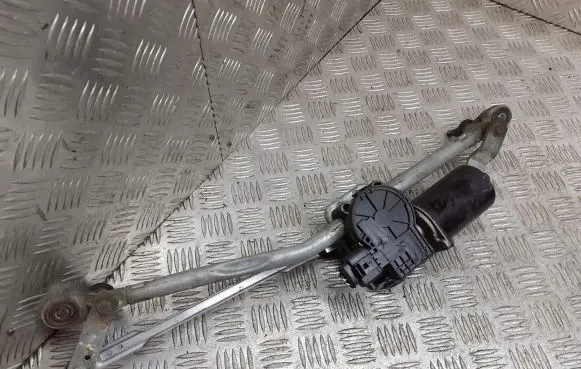 Mazda 3 I Front wiper linkage and motor F00S2S2698