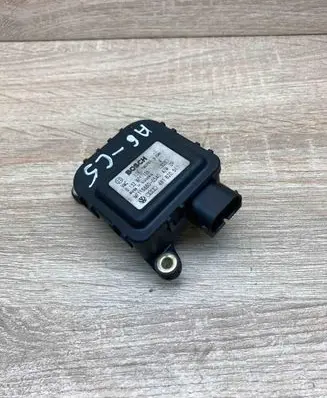 Audi A6 S6 C5 4B Air flap motor/actuator 4B1820511 0132801126