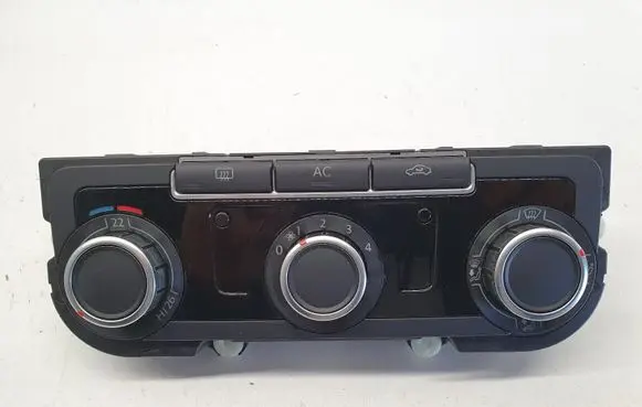 Volkswagen Golf VI Climate control unit 5HB009751 nr9121