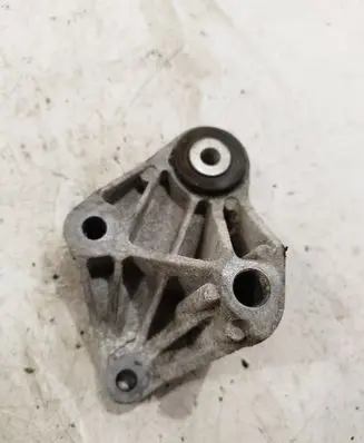 Ford Focus Engine mounting bracket AV616P093NA