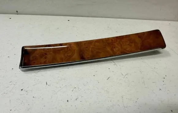 Mercedes-Benz E W211 Dashboard glove box trim A2116800371