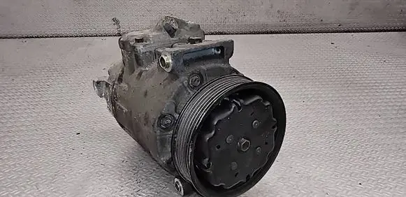 Volkswagen Golf V Air conditioning (A/C) compressor (pump) 1K0820803F