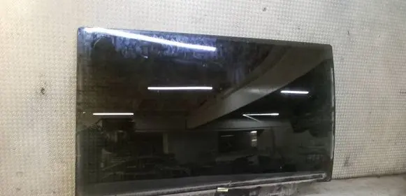Volkswagen Routan Sliding door window/glass 