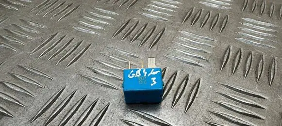 Toyota Previa (XR30, XR40) II Other relay 9098702027