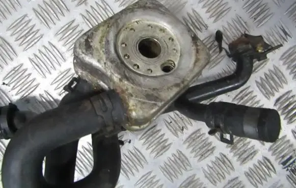 Engine oil radiator