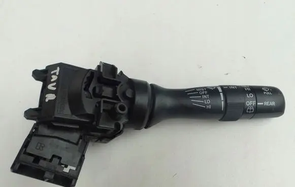 Toyota Auris 150 Wiper control stalk 17F003LH