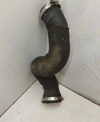 Audi Q5 SQ5 Intercooler hose/pipe 8R0145737J PXR122203R0