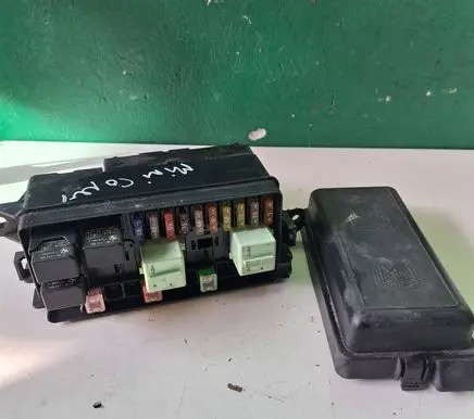 Mini One - Cooper Coupe R56 Fuse module 3449504 14266410 142455230407
