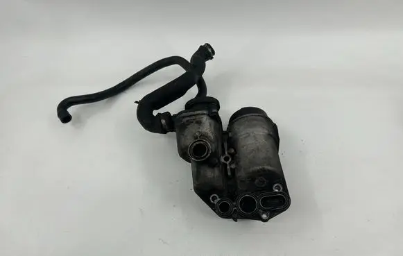 Volvo V70 Oil filter mounting bracket 6740273265
