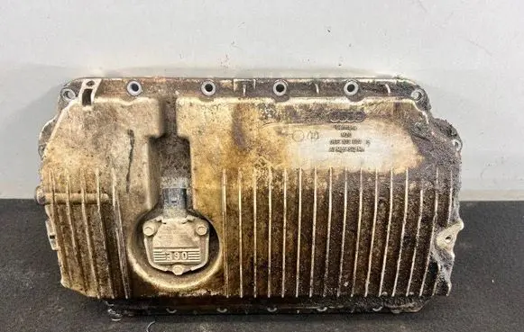 Audi A6 S6 C6 4F Oil sump 06E103604G