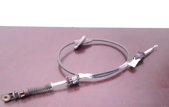 Volvo S60 Gear shift cable linkage 30759790 D39