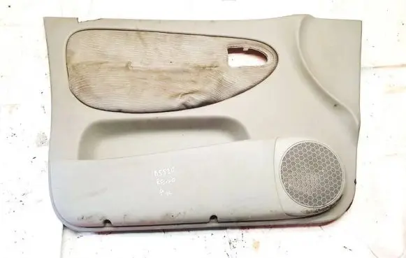 Renault Scenic I Front door card panel trim 8200067026