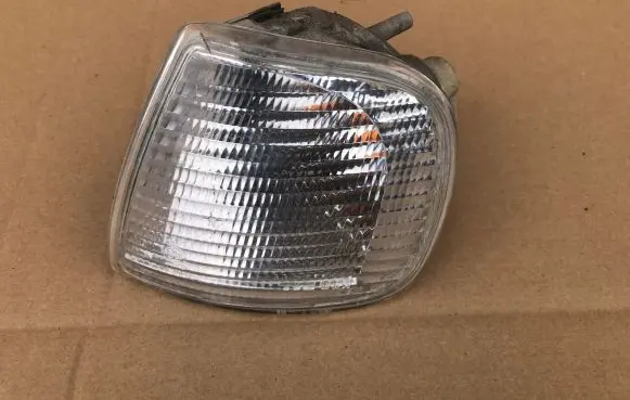 Volkswagen Polo III 6N 6N2 6NF Front indicator light