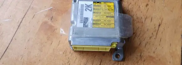 Toyota RAV 4 (XA30) Airbag control unit/module 8917042210 1523008974