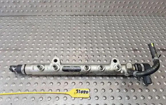 Toyota Yaris Fuel main line pipe 0445214070