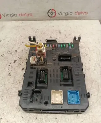 Citroen Berlingo Fuse module 281197595