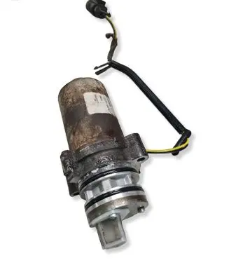 Volkswagen Tiguan Rear gearbox reducer/haldex oil pump 02000931