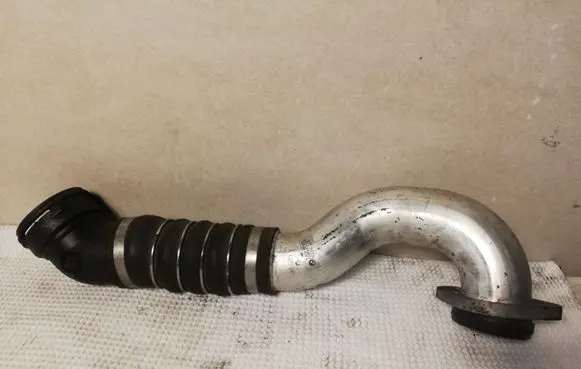 BMW 5 E60 E61 Intercooler hose/pipe