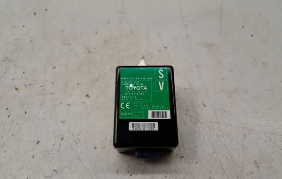 Toyota Verso Door control unit/module 61B430000 897400F010