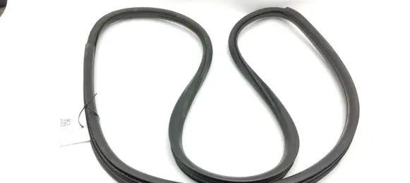 Seat Ibiza III (6L) Front door rubber seal