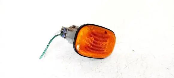 Toyota RAV 4 (XA20) Front fender indicator light