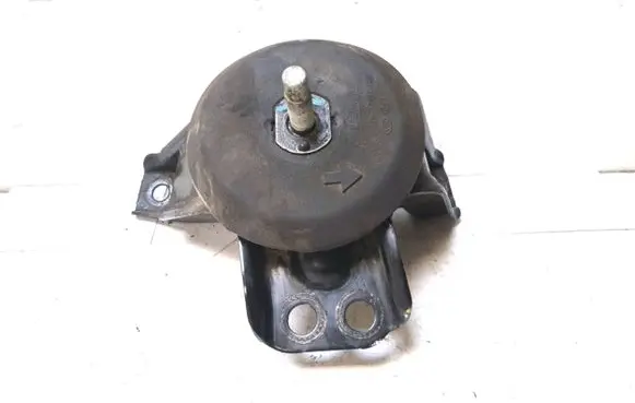Hyundai Santa Fe Engine mount bracket 21824S1100M03S1200