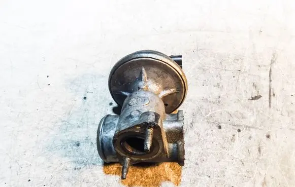 Jaguar X-Type EGR valve 355B07P