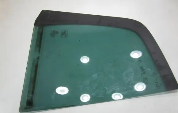Volkswagen Golf Plus Rear side window 43R006723 E000255