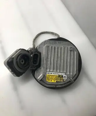 Toyota Avensis T270 Headlight ballast module Xenon 8596702010