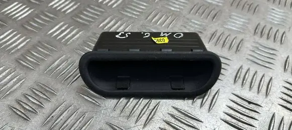 Opel Mokka Other trunk/boot trim element 20757173