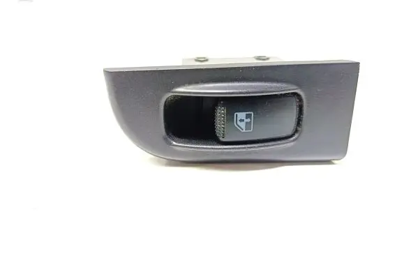 Hyundai Trajet Electric window control switch 935853A100