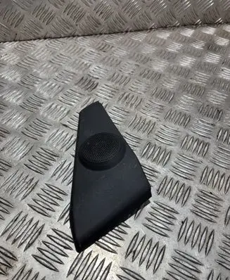 Mazda 5 Front door speaker