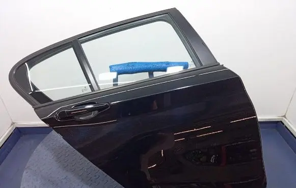 BMW 7 F01 F02 F03 F04 Rear door 