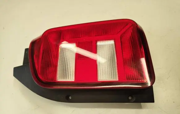 Volkswagen Transporter - Caravelle T6 Rear/tail lights 2SK012338 4E0945096 00133564