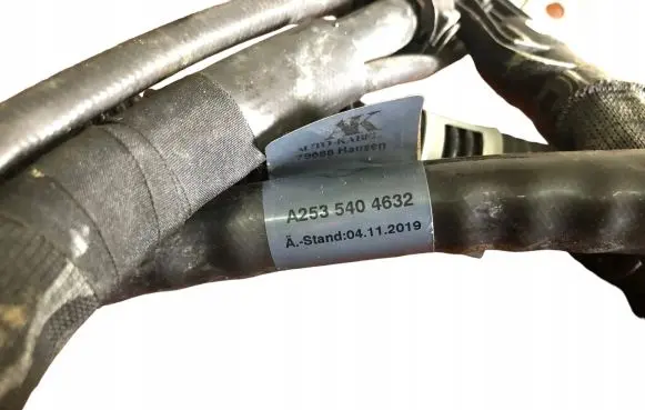 Mercedes-Benz GLC X253 C253 Positive cable (battery) A2535404632