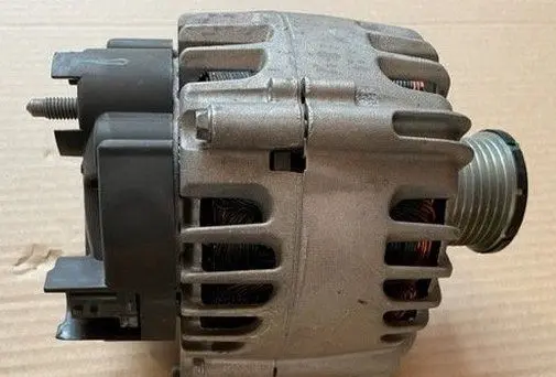 Renault Trafic II (X83) Generator/alternator TG12C077K