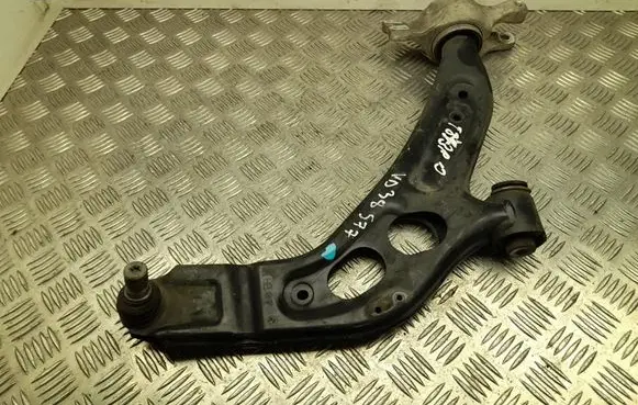 BMW 2 Active Tourer U06 Front lower control arm/wishbone 6894182