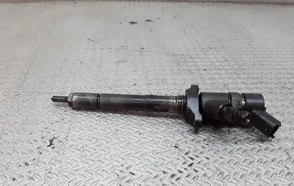 Ford Focus C-MAX Fuel injector 0445110188