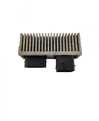 Renault Clio III Glow plug pre-heat relay 8200558438A