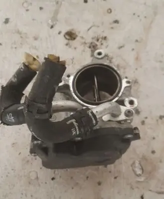 Volkswagen Tiguan Engine shut-off valve 