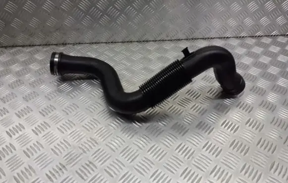 Audi A2 Air intake hose/pipe 8Z0129627