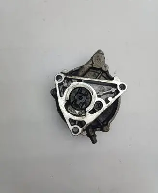 Opel Zafira B Vacuum pump 55187760
