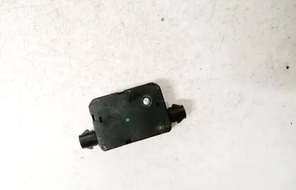 Antenna control unit
