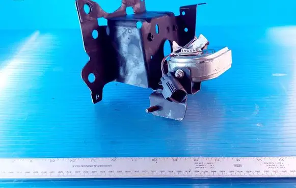 Jaguar XF Alarm system siren 8X2T971111AB