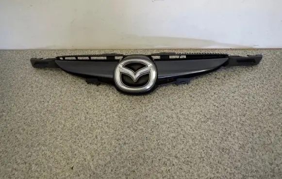 Mazda 2 Front grill